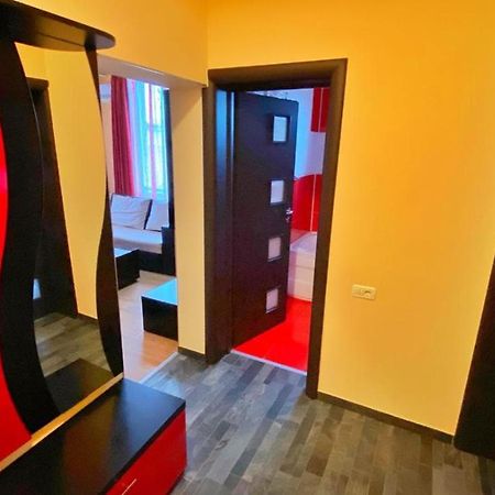 Mamaia Nord Apartament 那沃达利 外观 照片